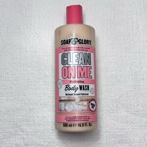 NEW Soap & Glory Clean On Me Hydrating Body Wash